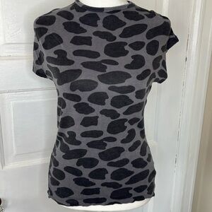 XCVI Black and Gray Leopard Print Women's Tee